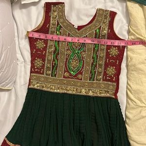 Women’s Indian Outfit